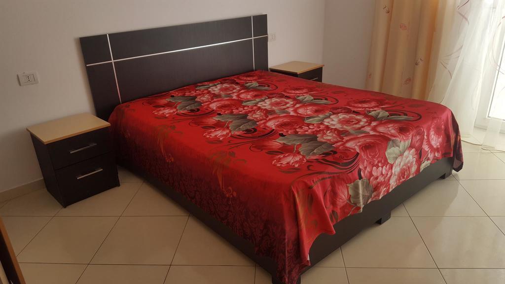 Faik Shehu Apartments Дуррес Экстерьер фото