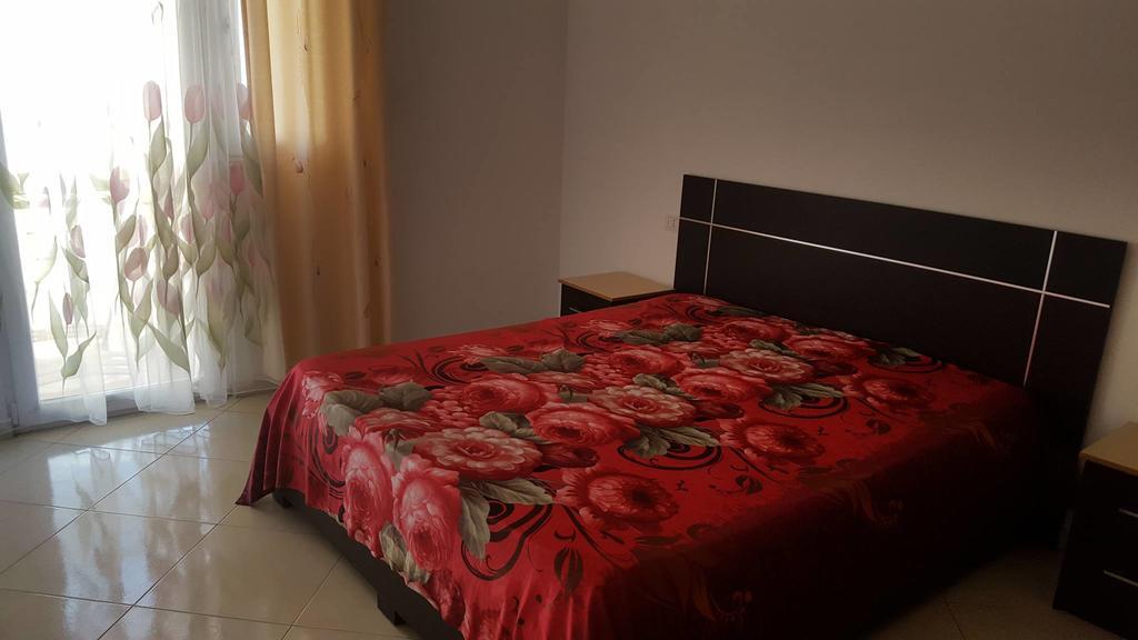 Faik Shehu Apartments Дуррес Экстерьер фото
