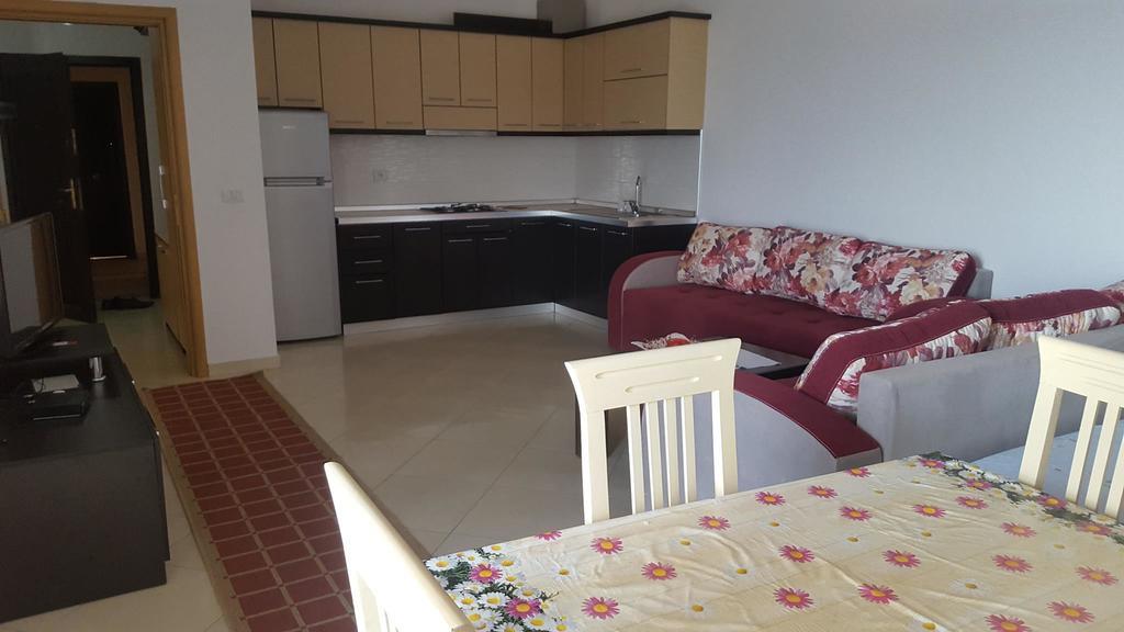 Faik Shehu Apartments Дуррес Экстерьер фото