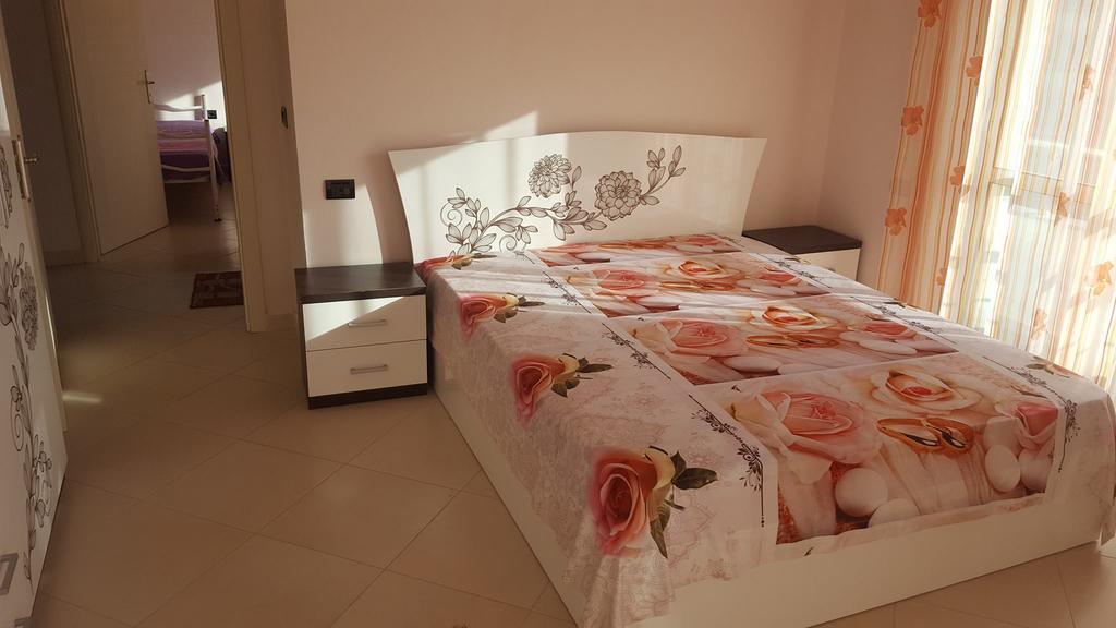 Faik Shehu Apartments Дуррес Экстерьер фото