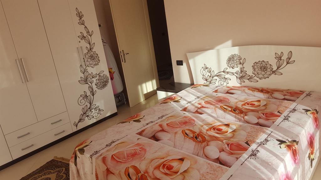 Faik Shehu Apartments Дуррес Экстерьер фото