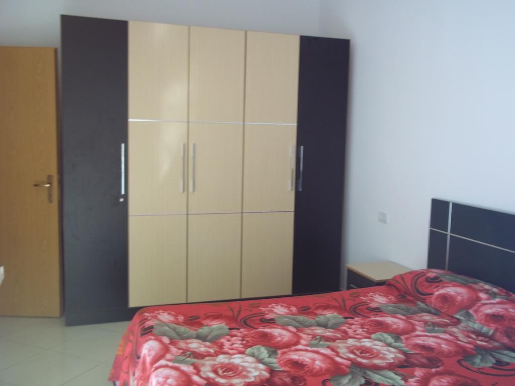 Faik Shehu Apartments Дуррес Экстерьер фото