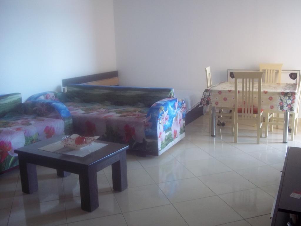 Faik Shehu Apartments Дуррес Экстерьер фото