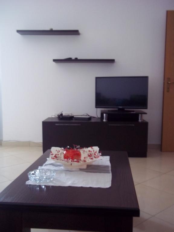Faik Shehu Apartments Дуррес Экстерьер фото