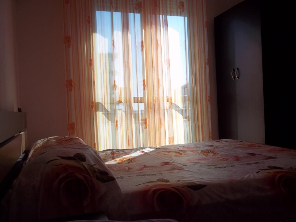 Faik Shehu Apartments Дуррес Экстерьер фото